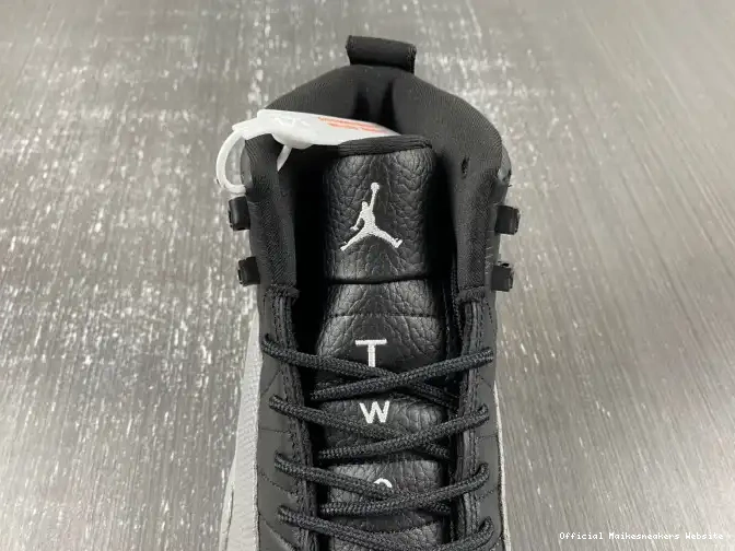 Official Maikesneakers Wolf Air Grey Black Jordan CT8013-019 12 0616